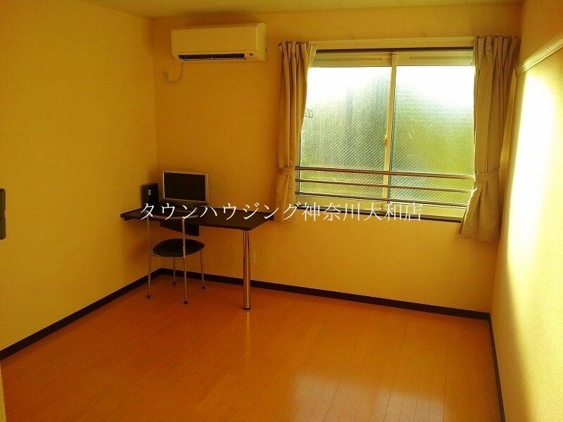 物件内観写真2　(部屋によって仕様が異なります)