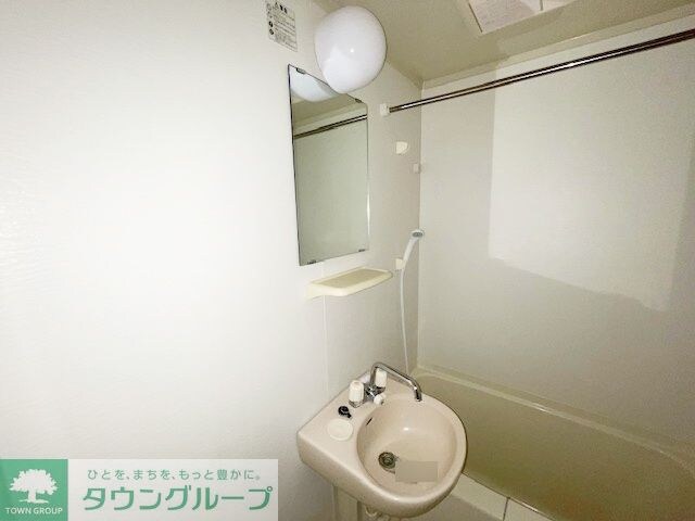 物件内観写真7　(洗面)