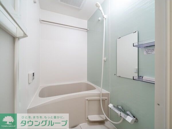 バス／シャワールーム等(スーツを乾かすのに役立つ浴室乾燥機つき！)