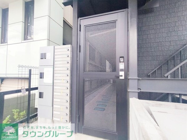 エントランス(★お部屋探しはタウンハウジング大和店へ★)