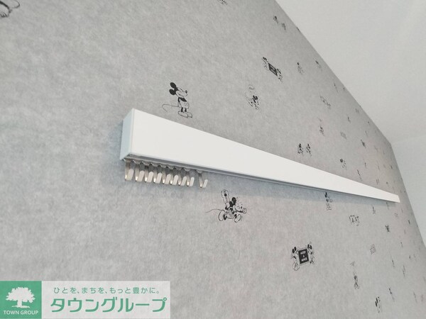 その他室内・内装(★カレンダーや小物などがかけられるフック★)