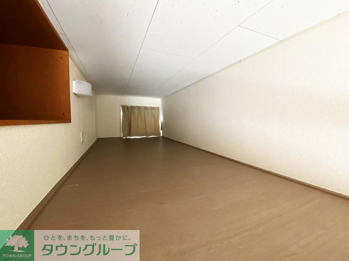 物件内観写真6　(リビング/居室)