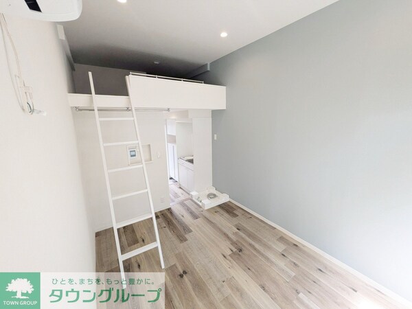 その他室内・内装(アクセントクロスでおしゃれな仕上がり)