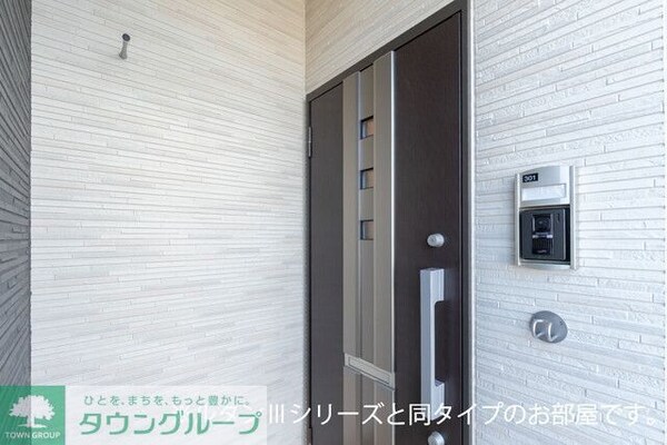 玄関(同施工参考写真)