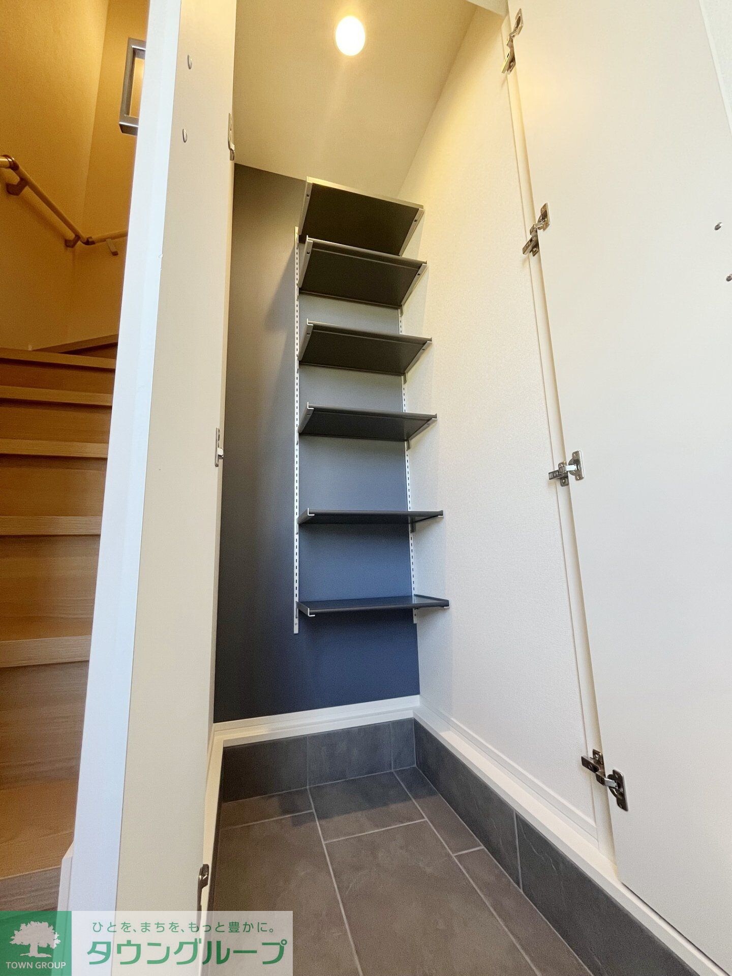 物件内観写真14　(収納)