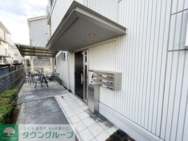 物件内観写真6　(エントランス)