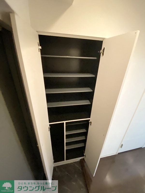 物件内観写真13　(収納)