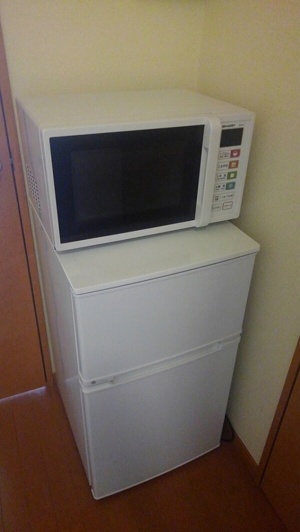 設備(電子レンジ、冷蔵庫)