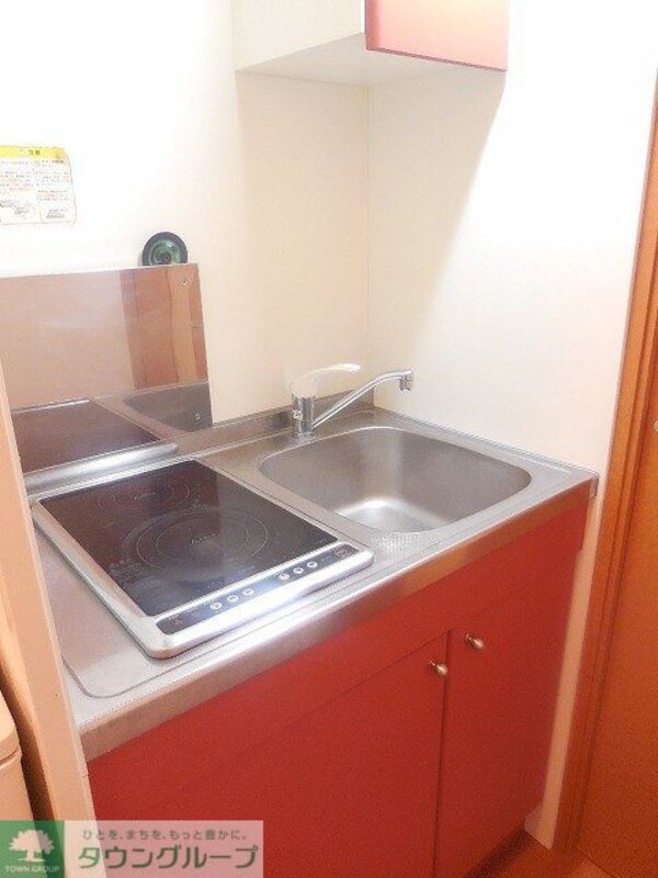 キッチン(2口の電気コンロ付き)