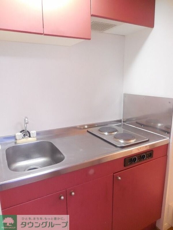 キッチン(2口コンロが付いています。)