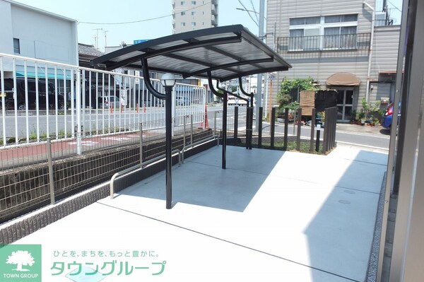 共有部分(屋根付き駐輪場)