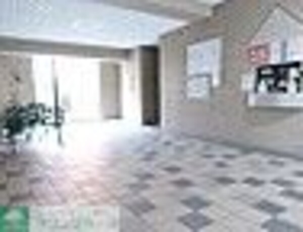 エントランス(エントランス)