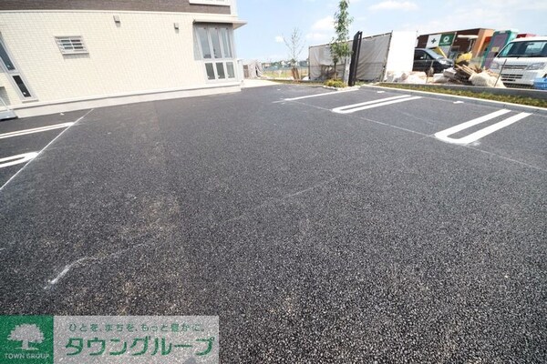 駐車場(駐車場)