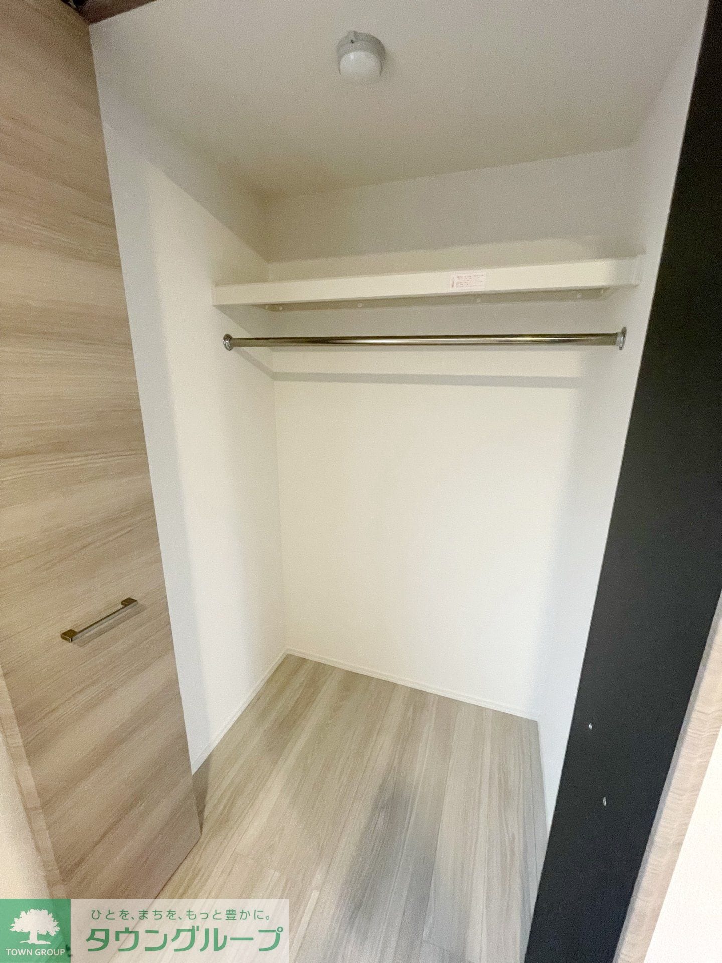 物件内観写真9　(収納)