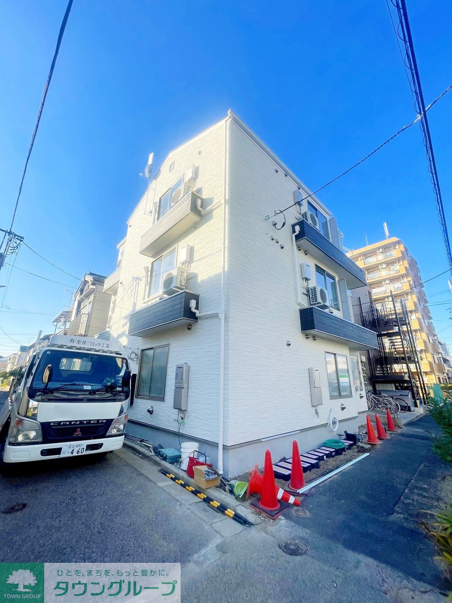 物件外観写真1　(外観)