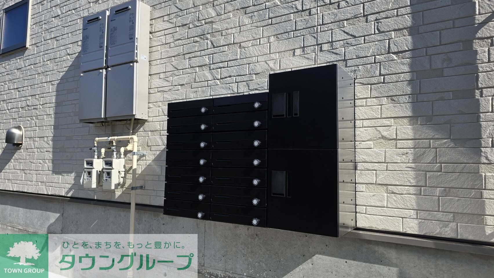 物件内観写真4　(エントランス)