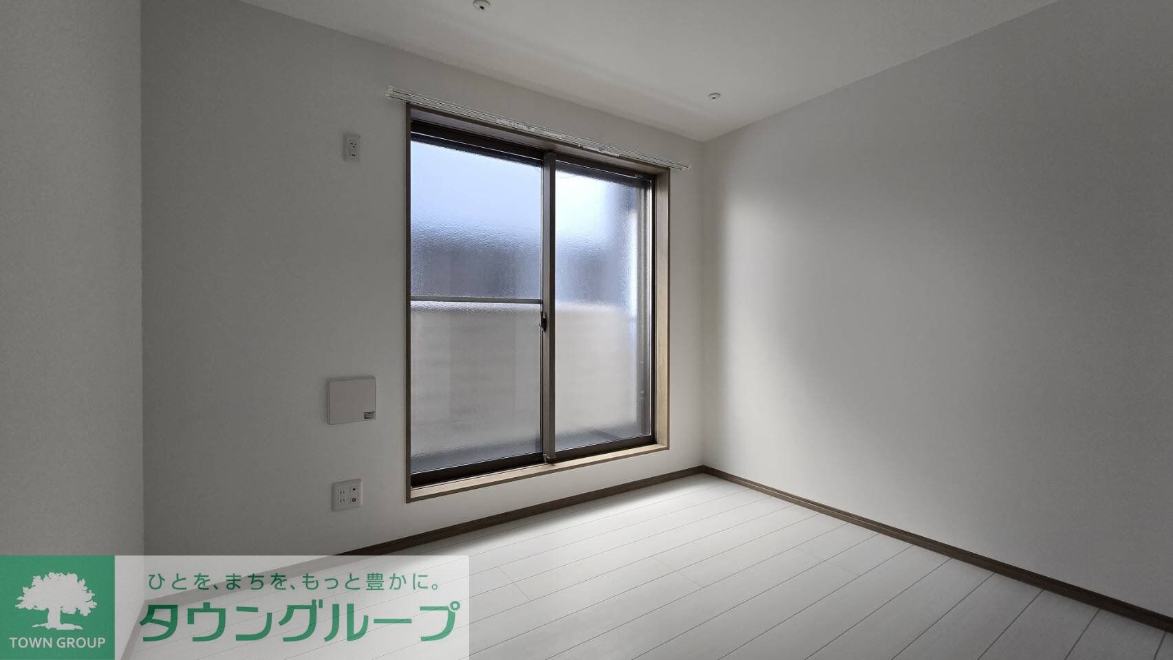 物件内観写真13　(リビング/居室)