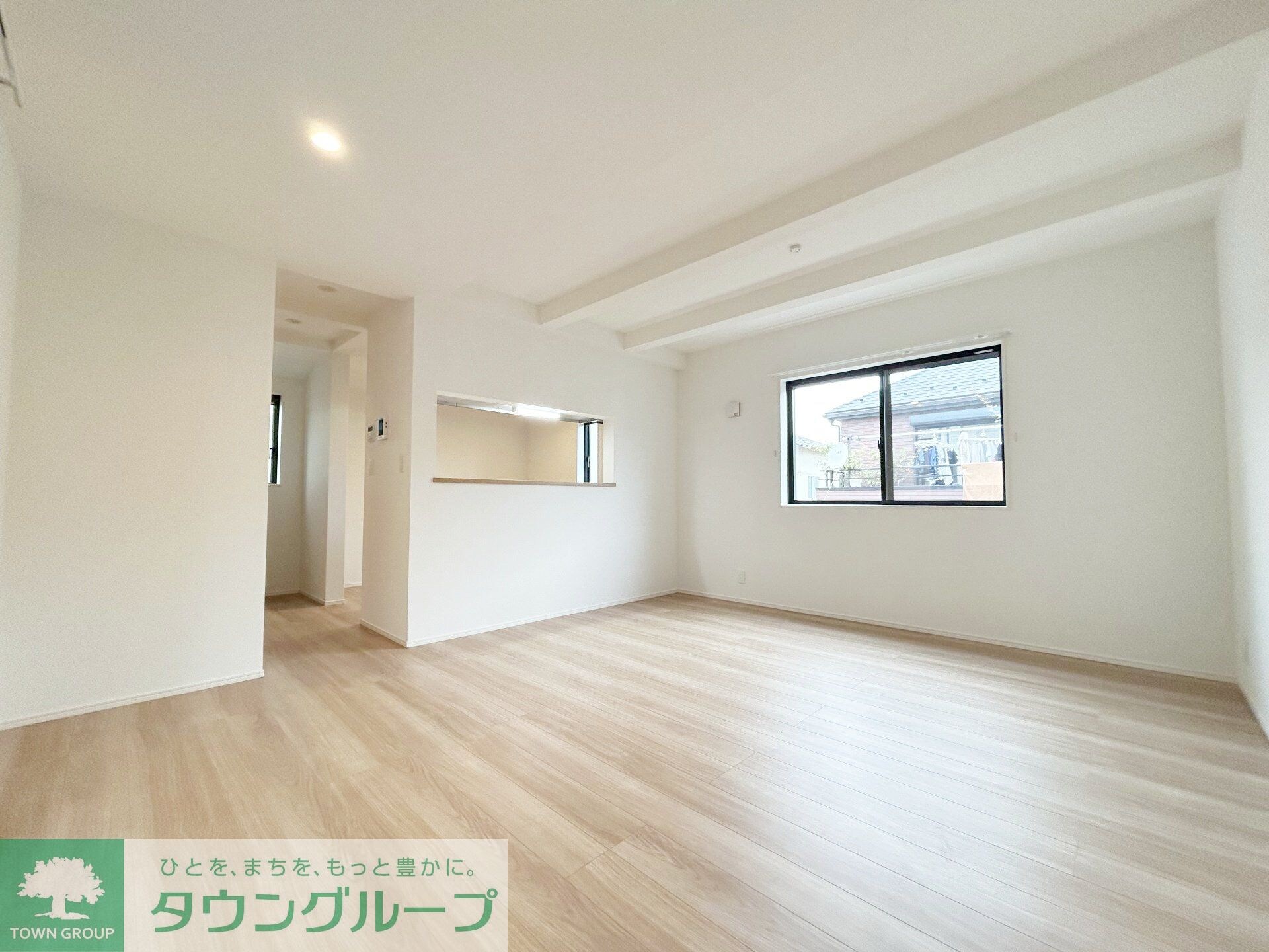 物件内観写真2　(2階LDK)