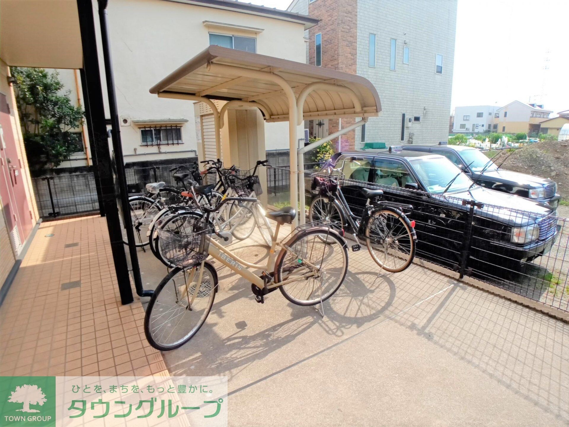 物件内観写真7　(駐輪場)