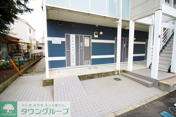 エントランス(エントランス)