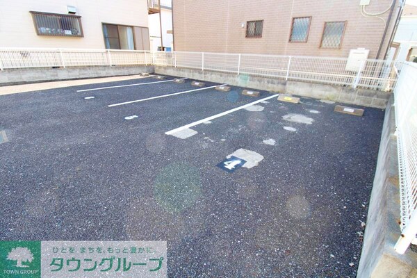駐車場(駐車場)