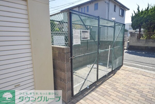 共有部分(ゴミ置き場)