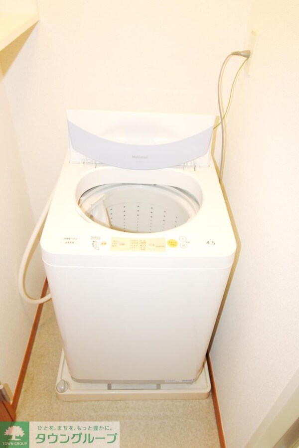 設備(洗濯機置き場)