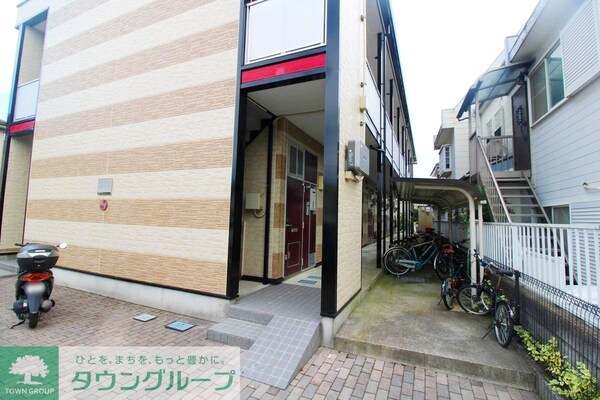 エントランス(エントランス)