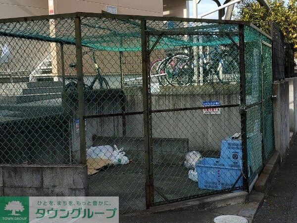 共有部分(ゴミ置場)
