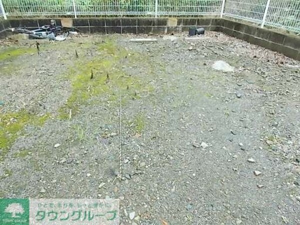駐車場(庭)