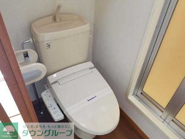 トイレ(同タイプ部屋の写真となり設備等は現況と異なる場合があります。)