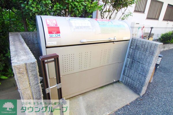 共有部分(ゴミ置き場)