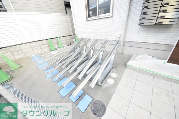 エントランス(★敷地内駐輪場★)