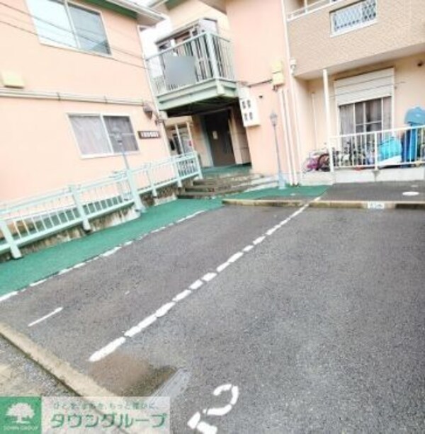 駐車場(別部屋参照)
