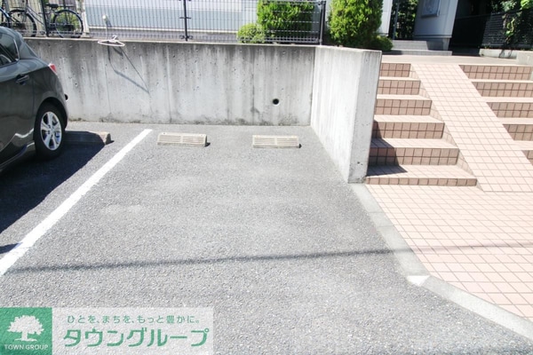 駐車場(駐車場)