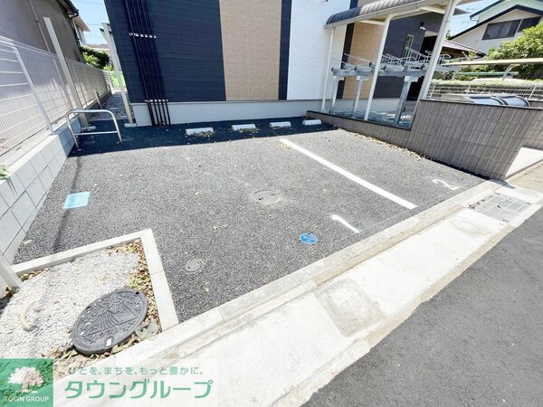 駐車場(駐車場)