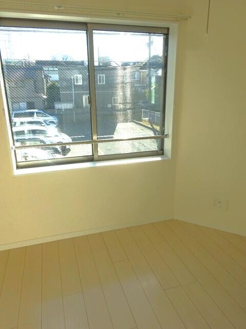 物件内観写真2　(リビング)