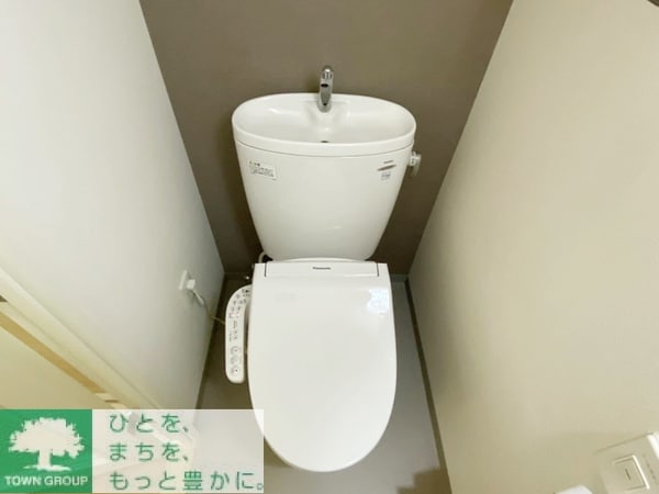 トイレ(お部屋探しは株式会社　タウンハウジング　までお気軽にお問合…)
