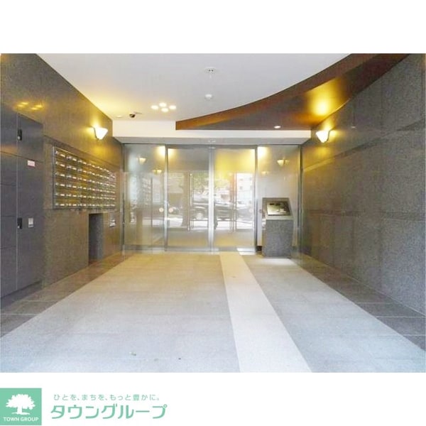 ロビー(部屋探しは株式会社　タウンハウジング　までお気軽にお問合せ…)