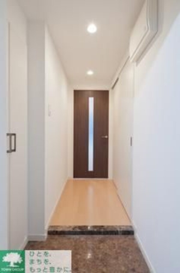 玄関(お部屋探しは株式会社　タウンハウジング　までお気軽にお問合…)