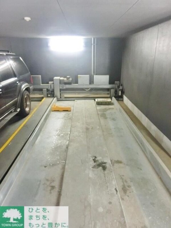 駐車場(駐車場)