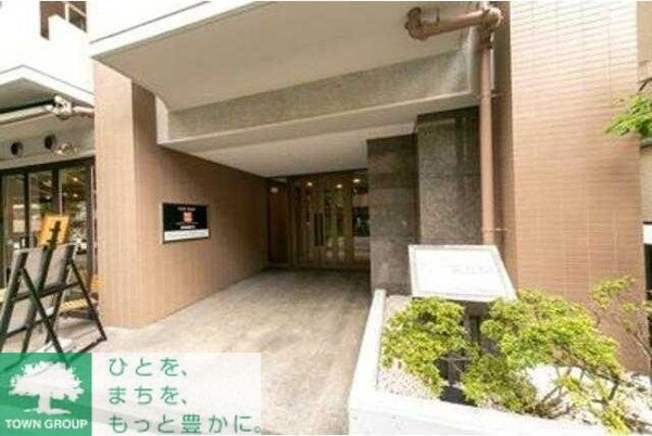 エントランス(部屋探しは株式会社　タウンハウジング　までお気軽にお問合せ…)