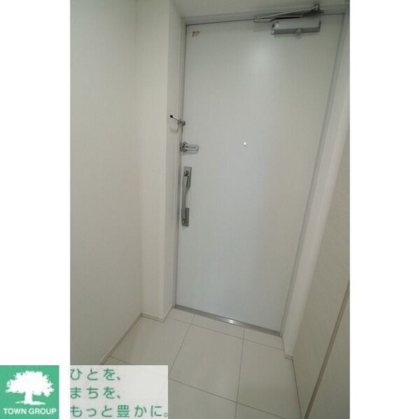 玄関(お部屋探しは株式会社　タウンハウジング　までお気軽にお問合…)