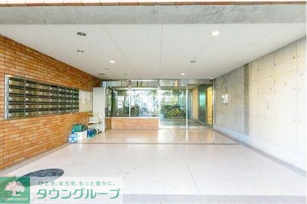 ロビー(部屋探しは株式会社　タウンハウジング　までお気軽にお問合せ…)