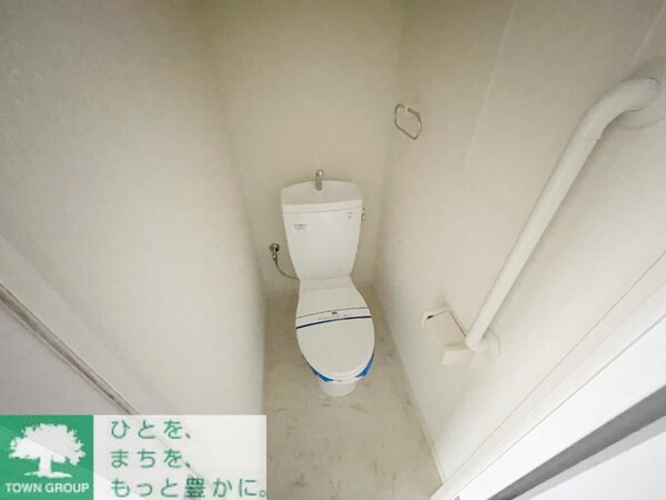 トイレ(お部屋探しは株式会社　タウンハウジング　までお気軽にお問合…)