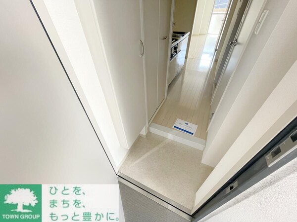 玄関(お部屋探しは株式会社　タウンハウジング　までお気軽にお問合…)