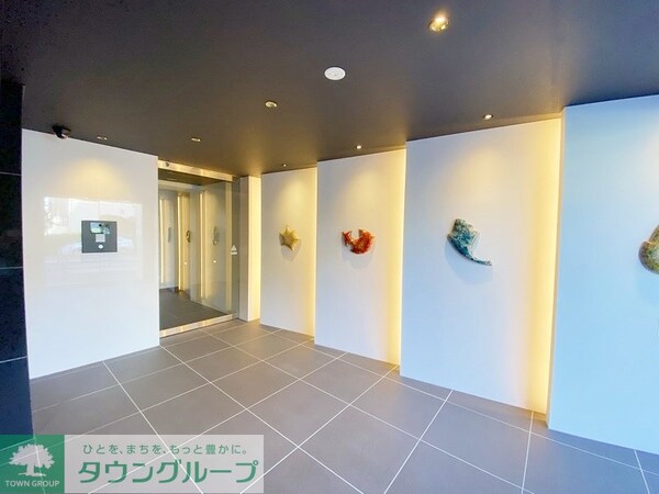 ロビー(部屋探しは株式会社　タウンハウジング　までお気軽にお問合せ…)