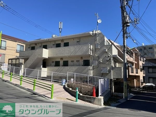 エントランス(部屋探しは株式会社　タウンハウジング　までお気軽にお問合せ…)
