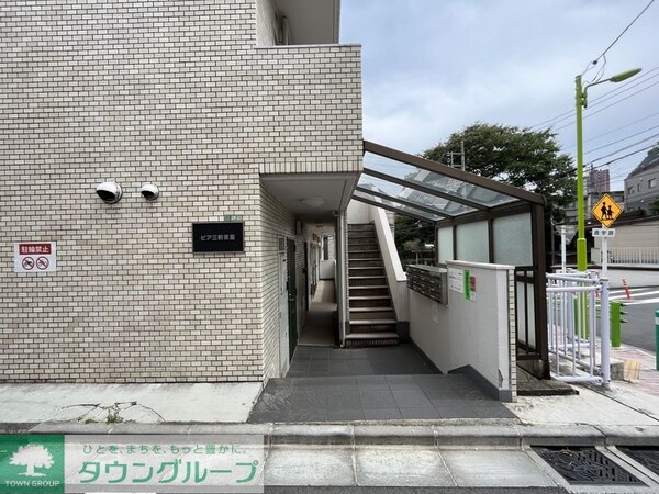 エントランス(部屋探しは株式会社　タウンハウジング　までお気軽にお問合せ…)