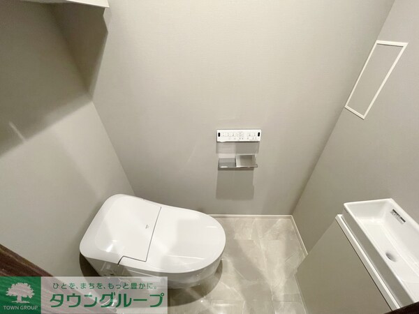 トイレ(お部屋探しは株式会社　タウンハウジング　までお気軽にお問合…)